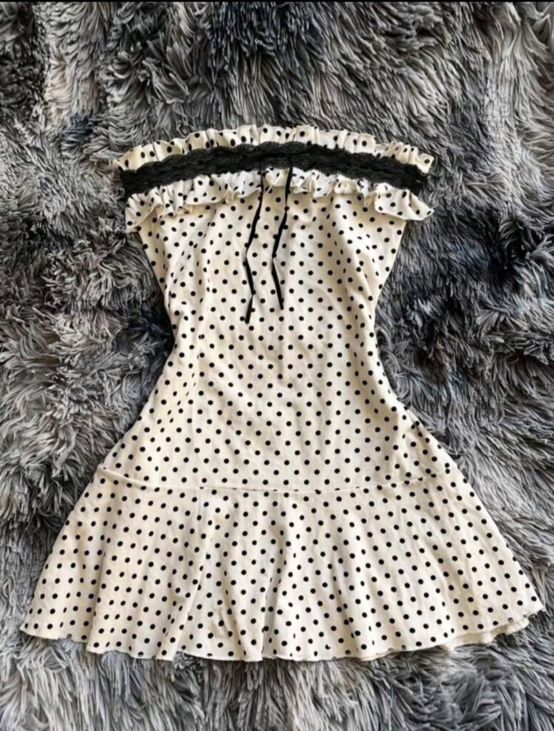 Vestido Algarrobina Y2K de Lunares