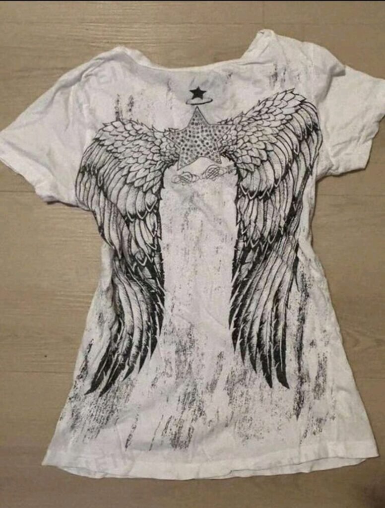 Camiseta Celestial Fallen Angel Vintage Couture