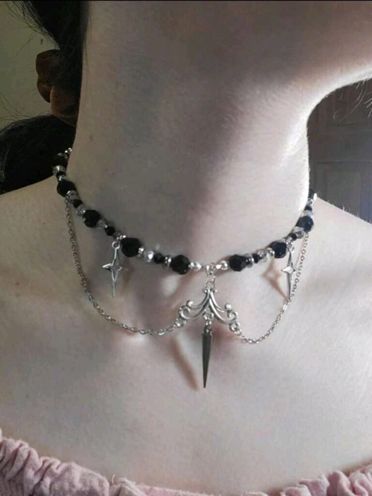 Collar Eclipse Noir de Espinas